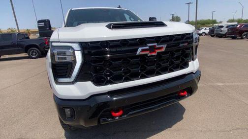 2025 Chevrolet Silverado 2500 4WD Crew Cab Standard Bed ZR2