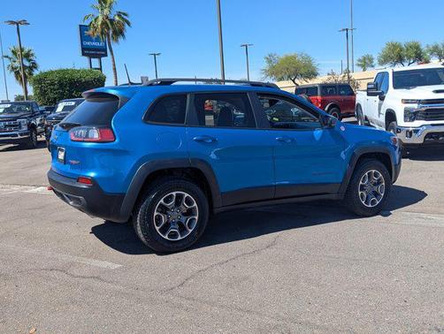 Hydro Blue Pearlcoat 2020 Jeep Cherokee Trailhawk