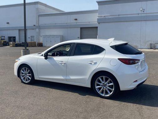 2017 Mazda Mazda3 Grand Touring