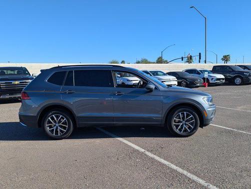 2019 Volkswagen Tiguan 2.0T SE 4MOTION