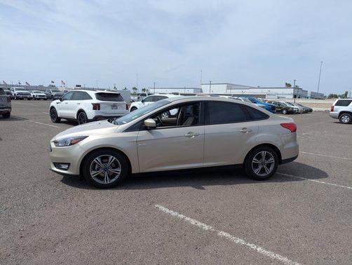 White Gold 2018 Ford Focus SE