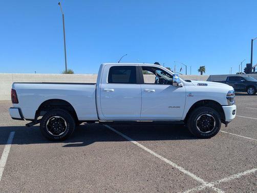 2025 RAM 2500 Laramie Crew Cab 4x4 6'4' Box