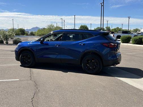 Blue Glow Metallic 2022 Chevrolet Blazer 2LT