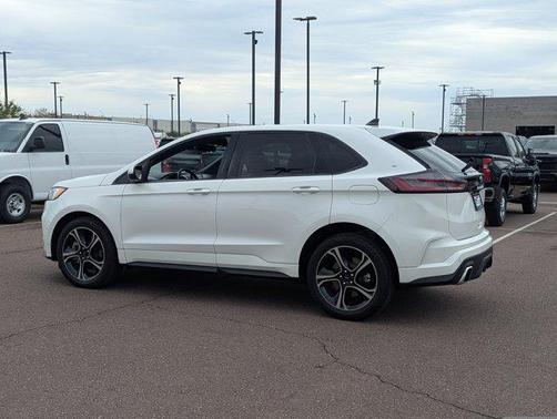 2021 Ford Edge ST