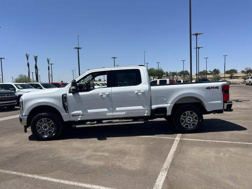 White 2025 Ford F-250 Lariat
