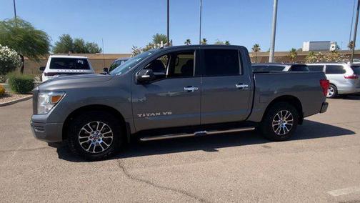 2020 Nissan Titan SV
