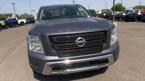 2020 Nissan Titan SV