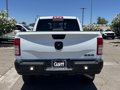 Bright White Clearcoat 2022 RAM 2500 Tradesman Crew Cab 4x4 6'4' Box