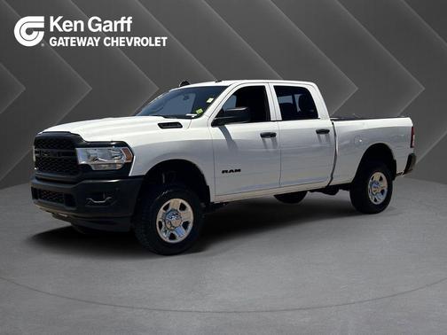 Bright White Clearcoat 2022 RAM 2500 Tradesman Crew Cab 4x4 6'4' Box