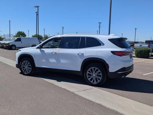 2025 Buick Enclave Preferred FWD