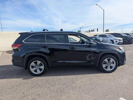 2019 Toyota Highlander Hybrid Limited