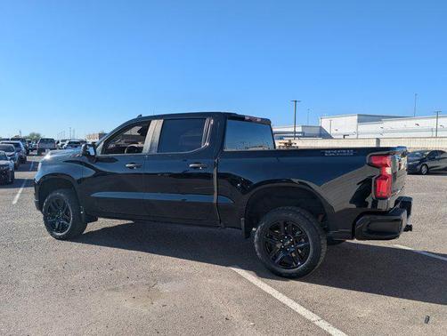 2023 Chevrolet Silverado 1500 Custom Trail Boss