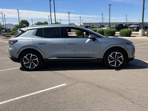 Sterling Gray Metallic 2025 Chevrolet Equinox EV LT