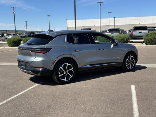 Sterling Gray Metallic 2025 Chevrolet Equinox EV LT