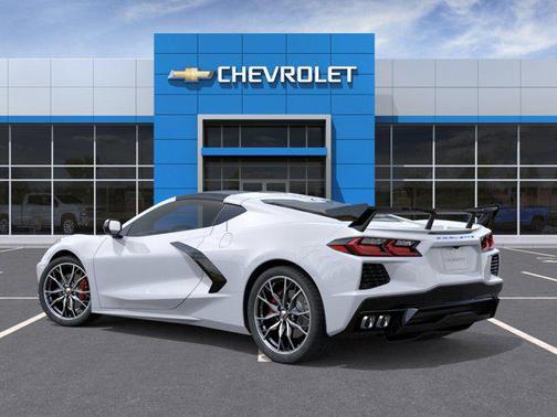 Arctic White 2026 Chevrolet Corvette Stingray w/1LT