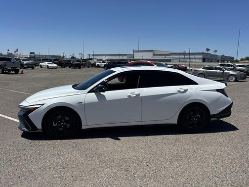 Atlas White 2025 Hyundai ELANTRA N Line