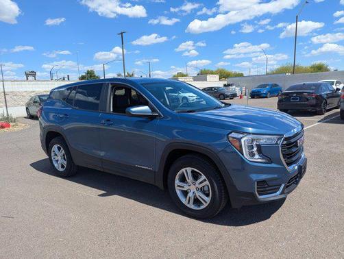 Downpour Metallic 2024 GMC Terrain SLE