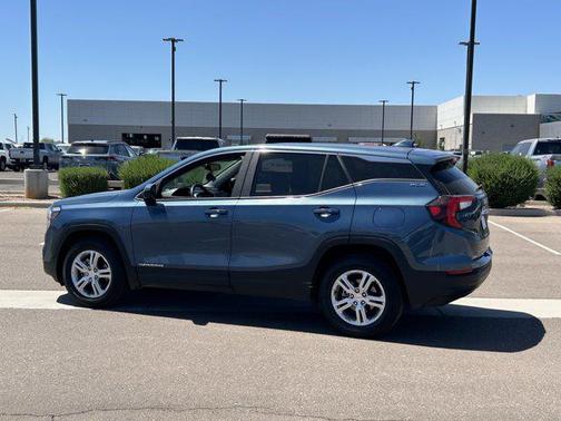 Downpour Metallic 2024 GMC Terrain SLE