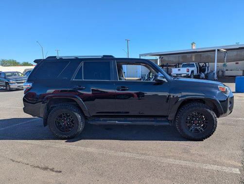 2020 Toyota 4Runner SR5