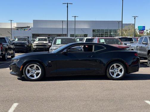 2019 Chevrolet Camaro 1LT