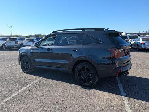 2025 Kia Sorento EX