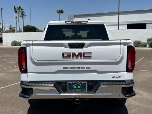 Summit White 2025 GMC Sierra 1500 SLT