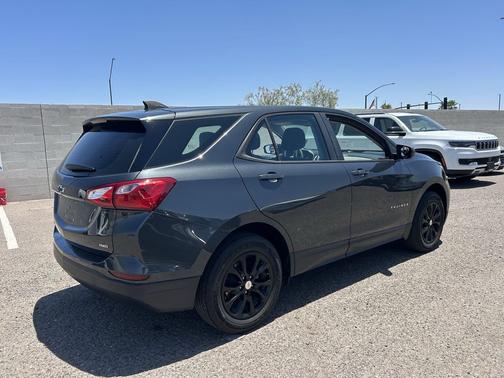 Nightfall Gray Metallic 2020 Chevrolet Equinox LS