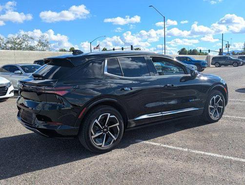 2025 Chevrolet Equinox EV LT