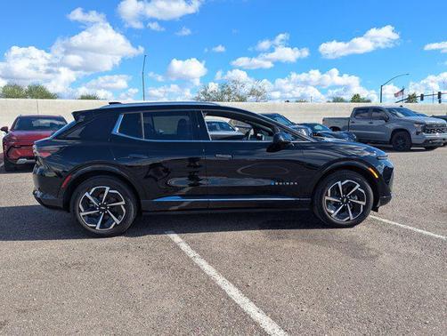 2025 Chevrolet Equinox EV LT