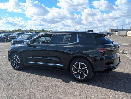 2025 Chevrolet Equinox EV LT