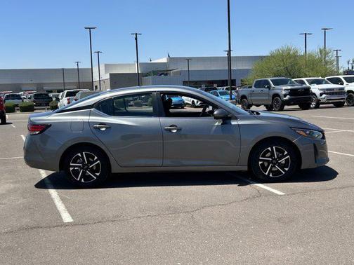 Gun Metallic 2024 Nissan Sentra SV
