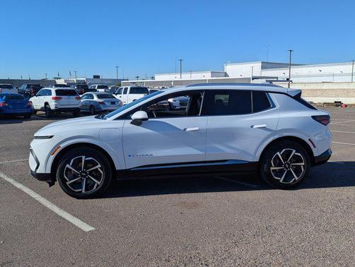 2025 Chevrolet Equinox EV LT