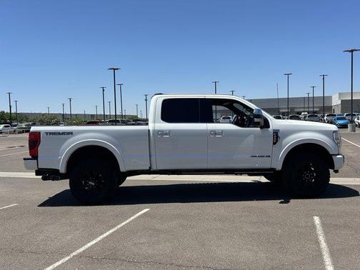 Star White Metallic Tri-Coat 2022 Ford F-250 Platinum