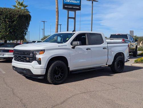 2022 Chevrolet Silverado 1500 Custom