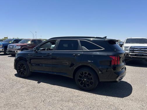 Ebony Black 2021 Kia Sorento SX