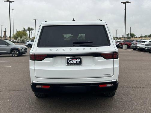 Bright White Clearcoat 2024 Jeep Wagoneer Series II 4x2