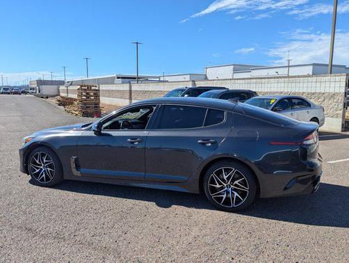 2022 Kia Stinger GT-Line