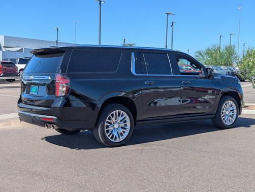 2024 Chevrolet Suburban 2WD High Country