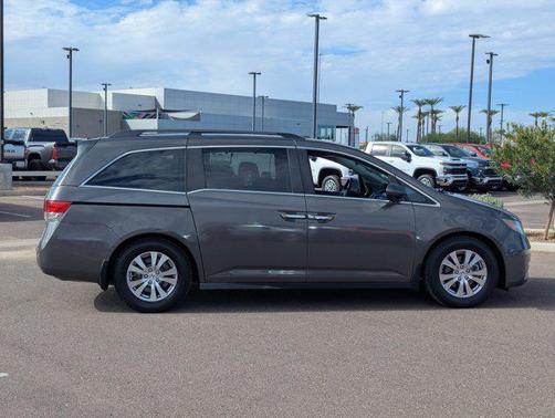 2017 Honda Odyssey SE