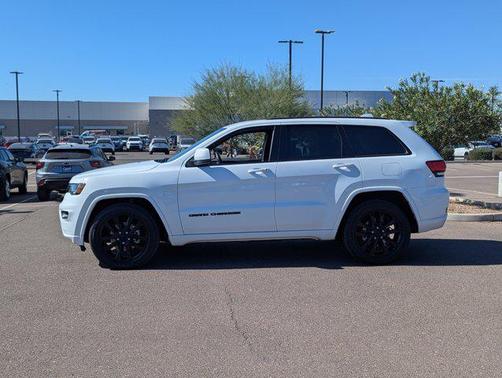 2018 Jeep Grand Cherokee Altitude