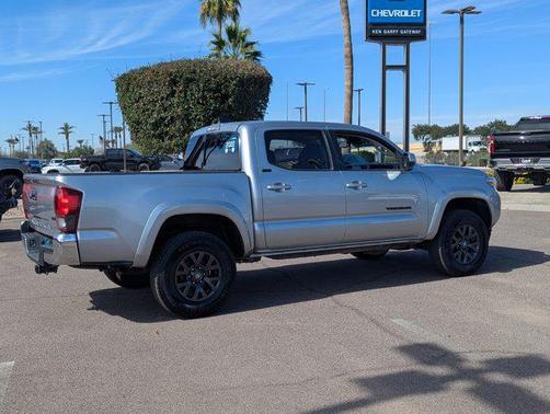 2022 Toyota Tacoma SR5