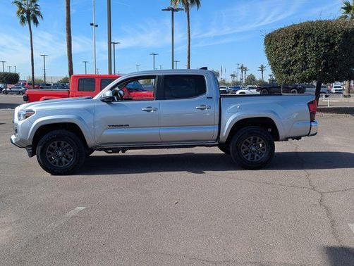 2022 Toyota Tacoma SR5