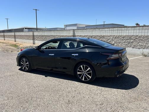 Super Black 2023 Nissan Maxima SV Xtronic CVT