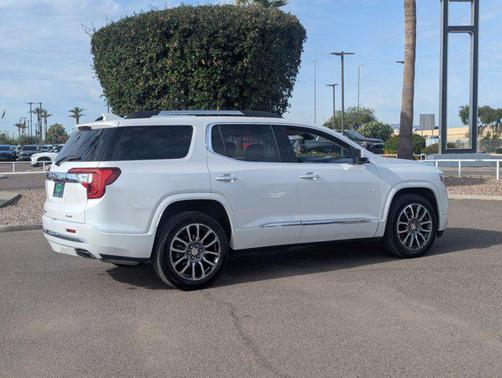 2021 GMC Acadia Denali
