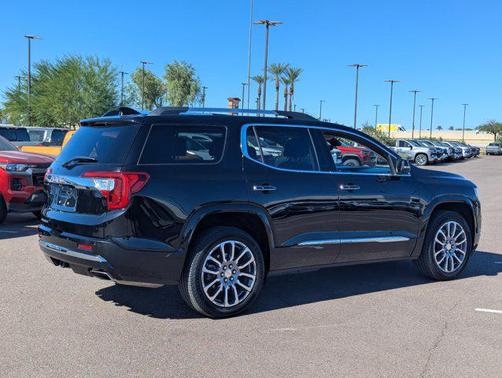 2021 GMC Acadia Denali