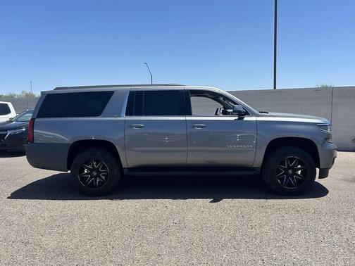 Satin Steel Metallic 2020 Chevrolet Suburban LT
