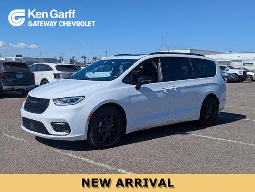 2025 Chrysler Pacifica Limited