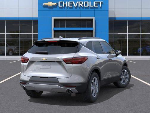 Sterling Gray Metallic 2026 Chevrolet Blazer 2LT