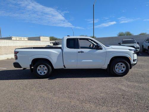 2025 Nissan Frontier S
