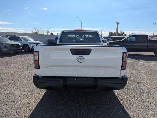 2025 Nissan Frontier S
